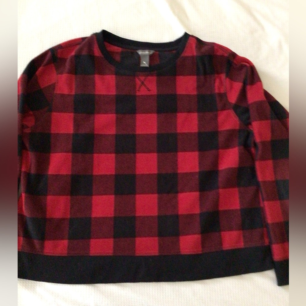 Buffalo Check Women’s Fleece Top